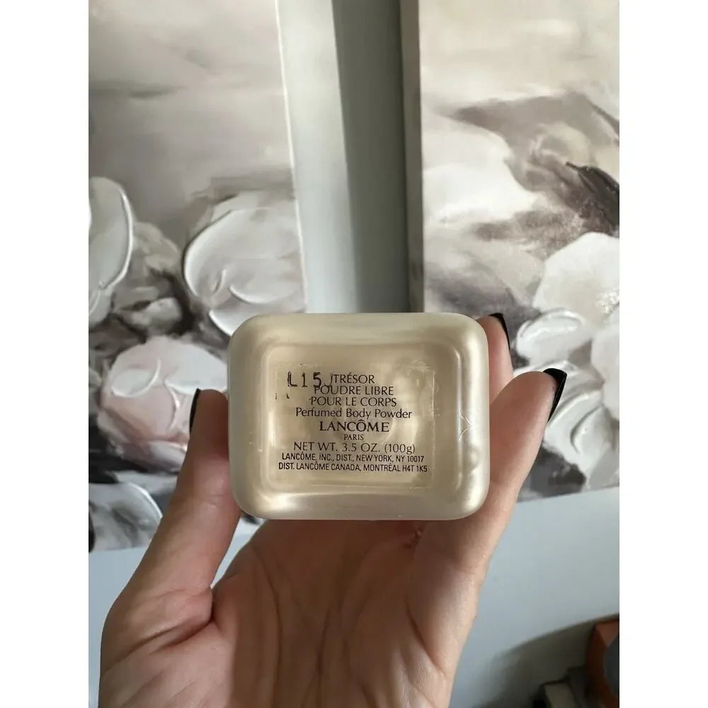 Lancome Tresor Perfumed Body Powder Frosted Glass France Full Size 3.5 oz VTG